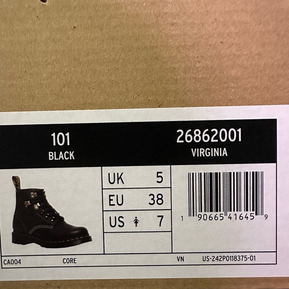 Dr Martens 101 Virginia boots, UK 5, NWT - Picture 12 of 14